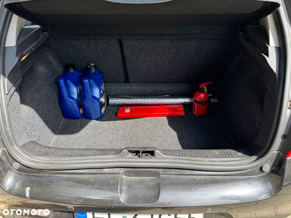 Renault Clio 1.2 16V 75 Night and Day - 19