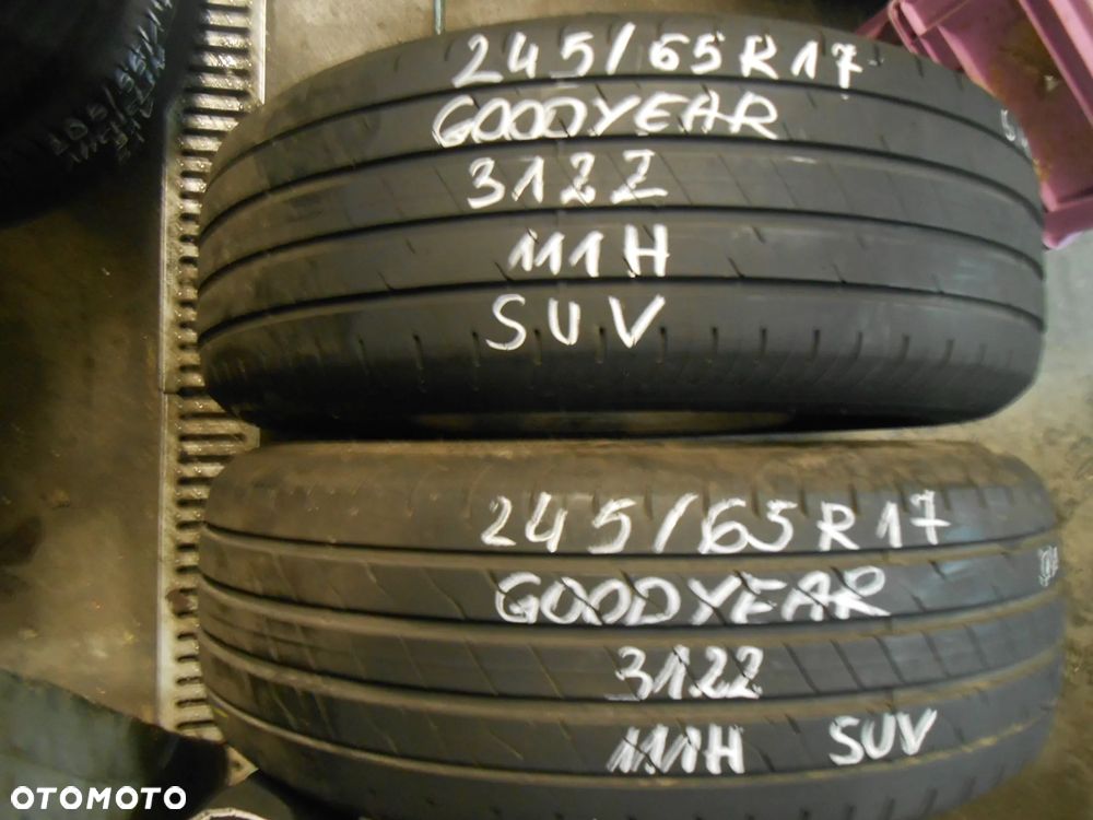 OPONY 245/65R17 GOODYEAR EFFICIENT GRIP SUV DOT 3122 7.1MM - 1