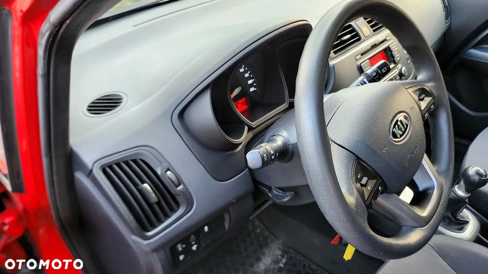 Kia Rio 1.2 Edition 7 - 9