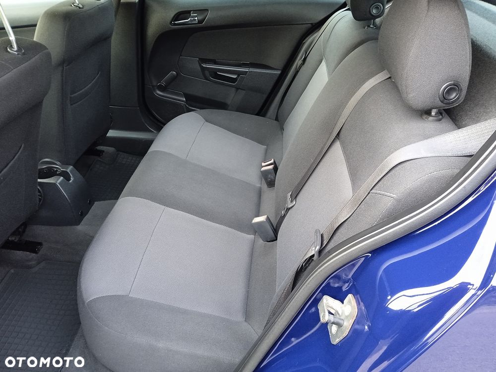 Opel Astra 1.6 Active - 15