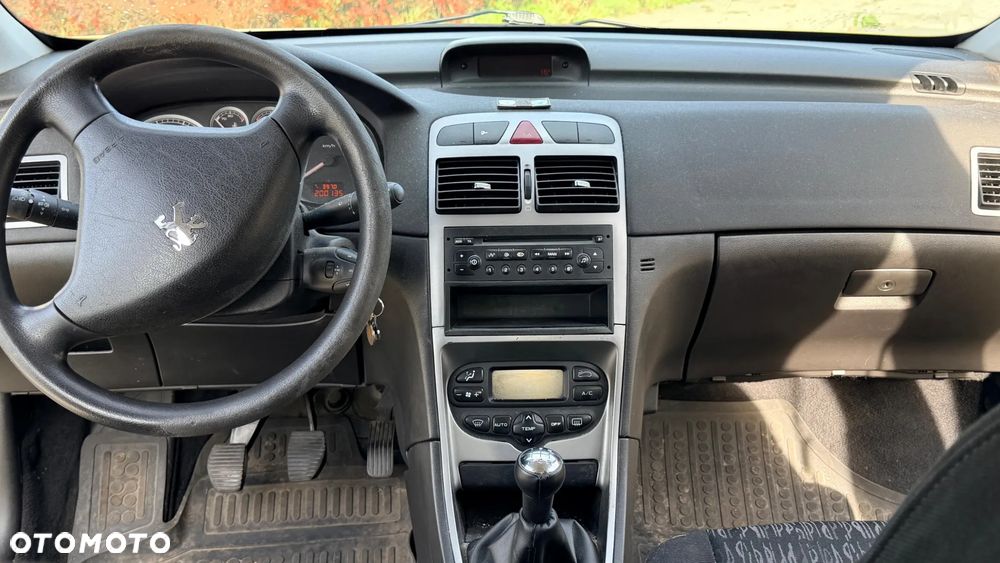 Peugeot 307 - 6