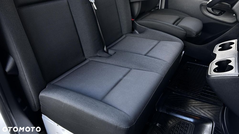 Mercedes-Benz Sprinter - 20