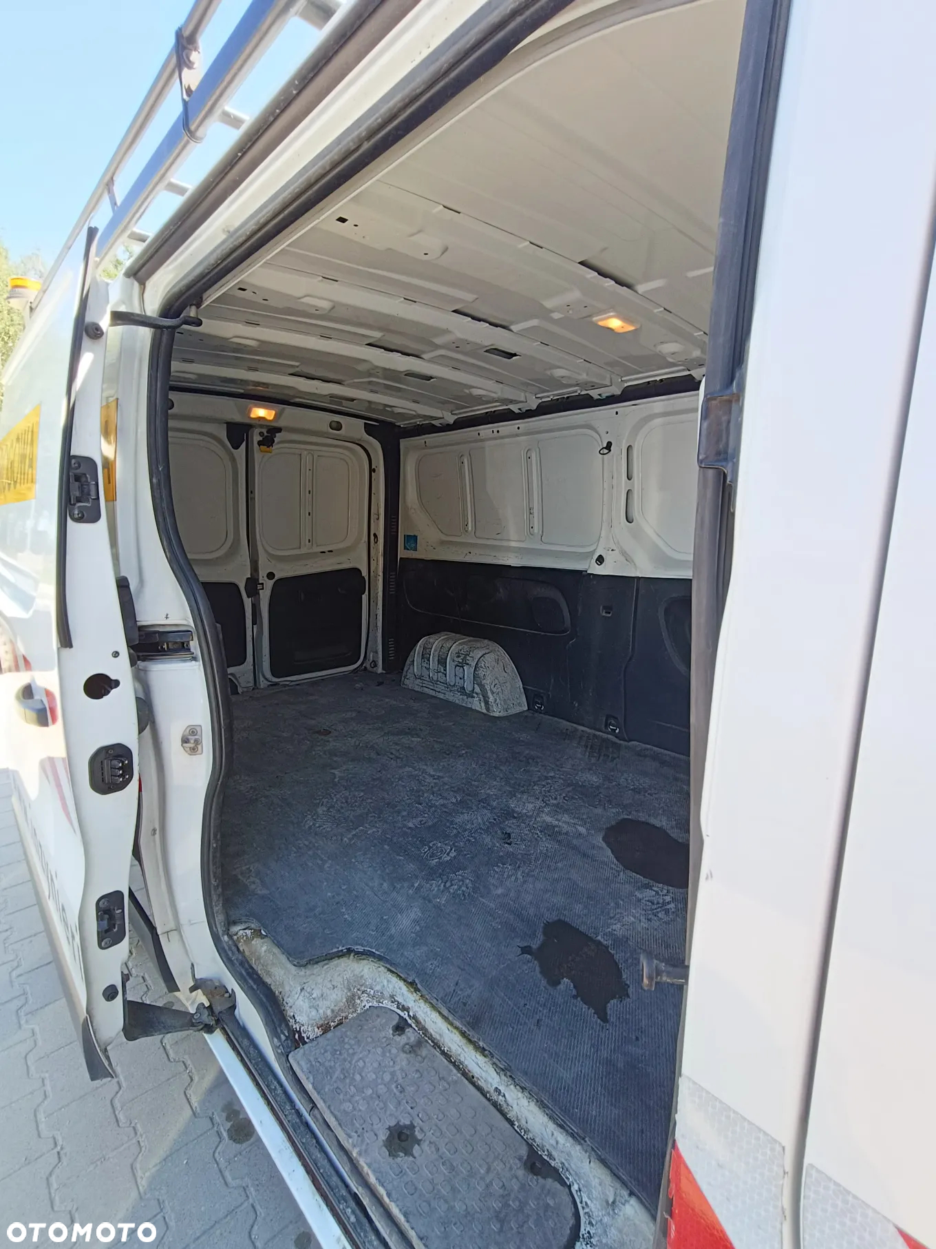 Renault TRAFIC LONG - 8