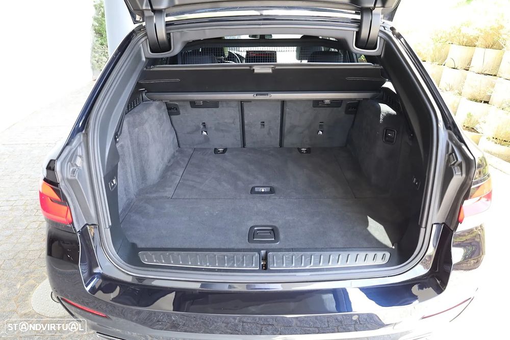 BMW 520 d Pack Desportivo M Auto - 14