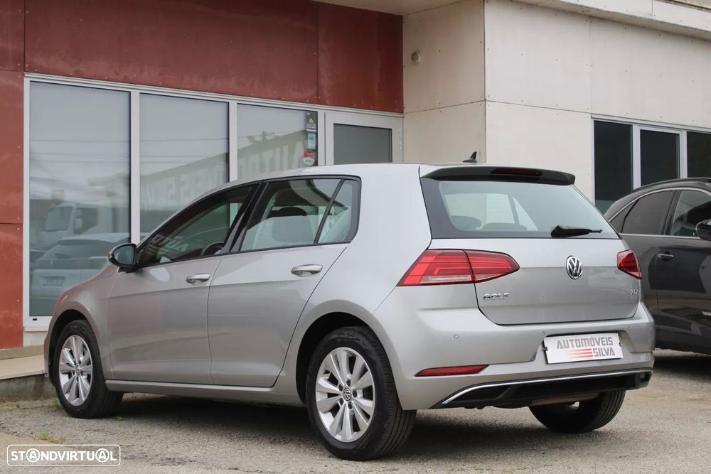 VW Golf 1.6 TDI Confortline - 14