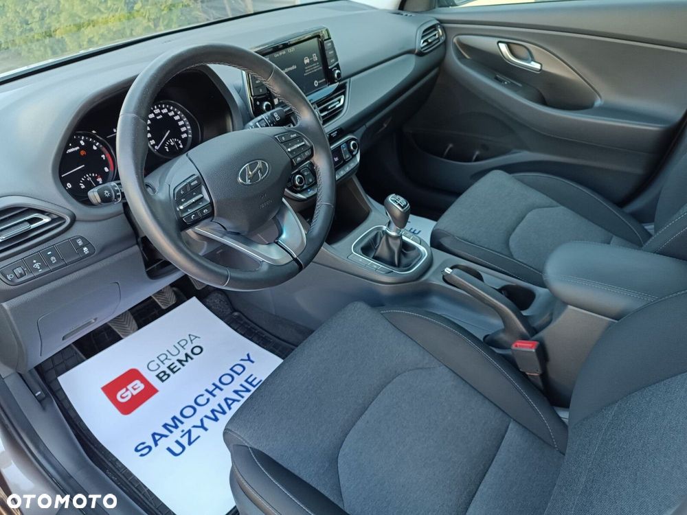 Hyundai i30 1.0 T-GDI Smart - 10