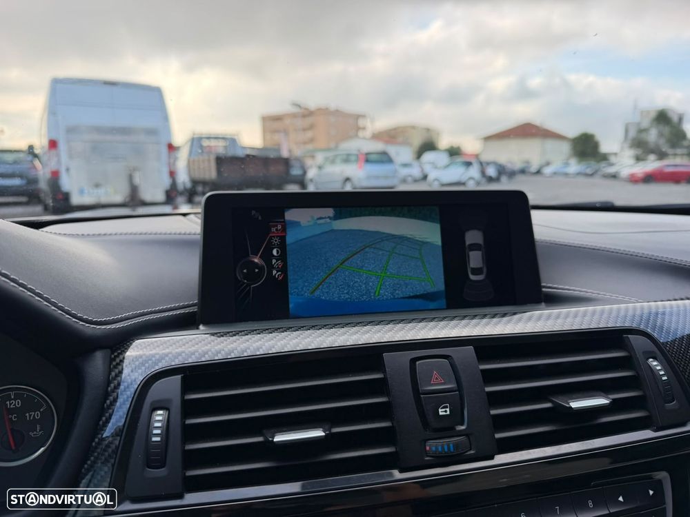 BMW M4 Auto - 49