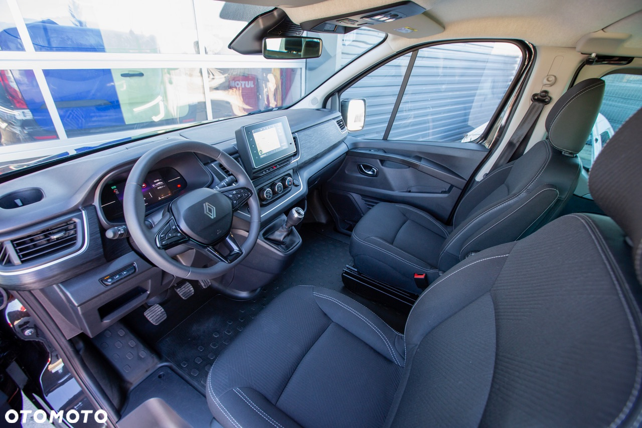 Renault Trafic - 10