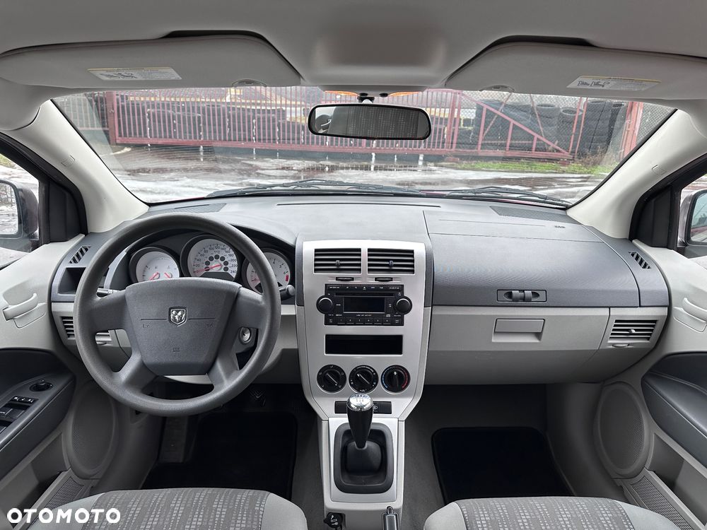 Dodge Caliber 1.8 SE - 25