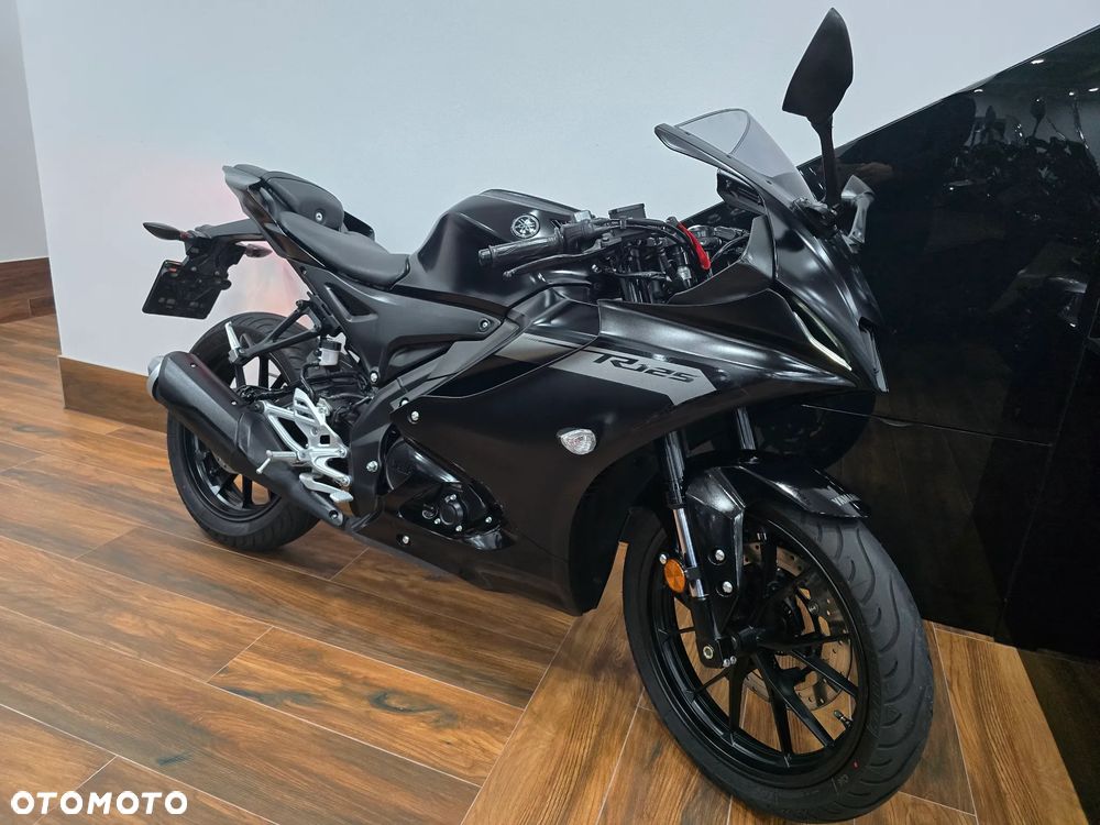 Yamaha YZF - 34