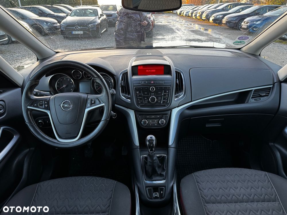 Opel Zafira ver-1-4-t-elite - 26
