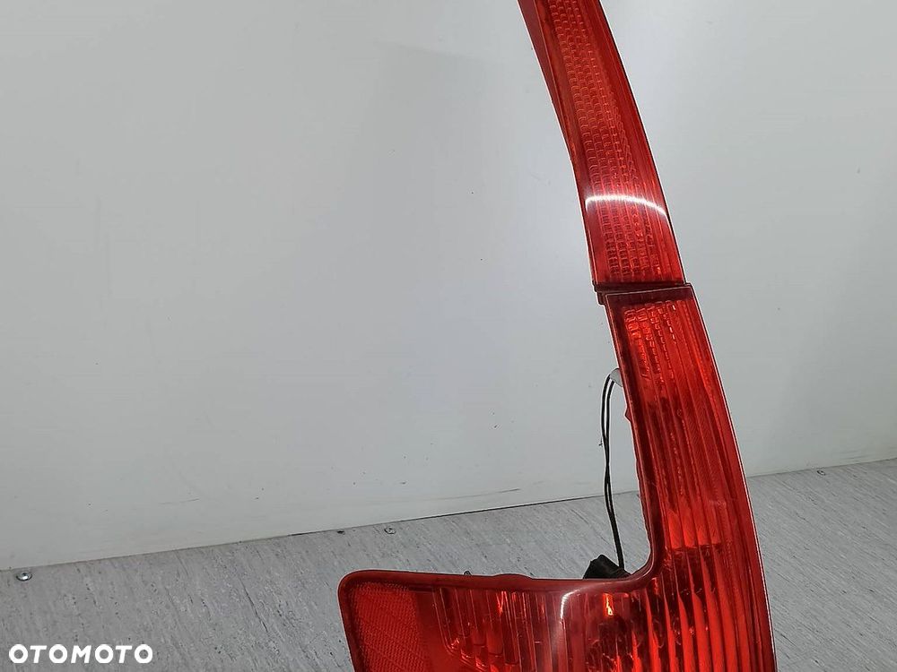 LAMPA TYLNA LEWA CITROEN C4 I 9655864080   9655863880 HATCHBACK - 11
