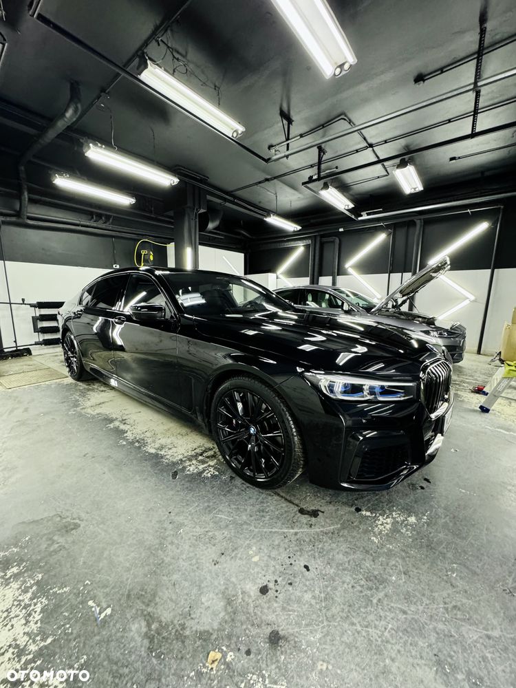 BMW Seria 7 740Ld xDrive mHEV - 8