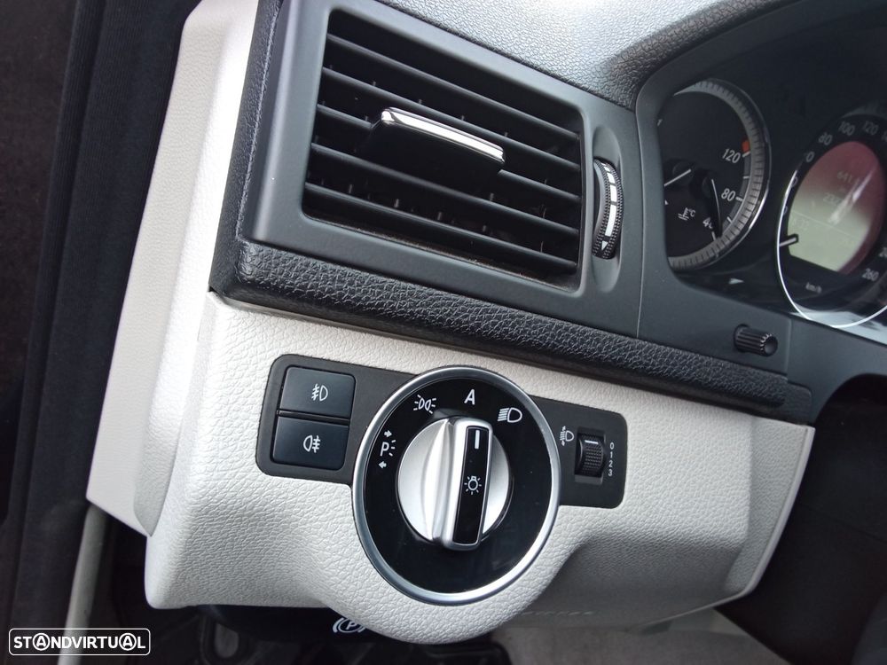 Mercedes-Benz C 200 CDi Avantgarde BlueEfficiency - 21