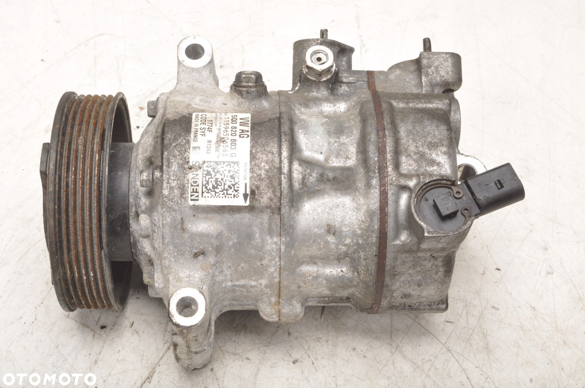 SEAT LEON III SPRĘŻARKA KLIMATYZACJI 5Q0820803G - 1