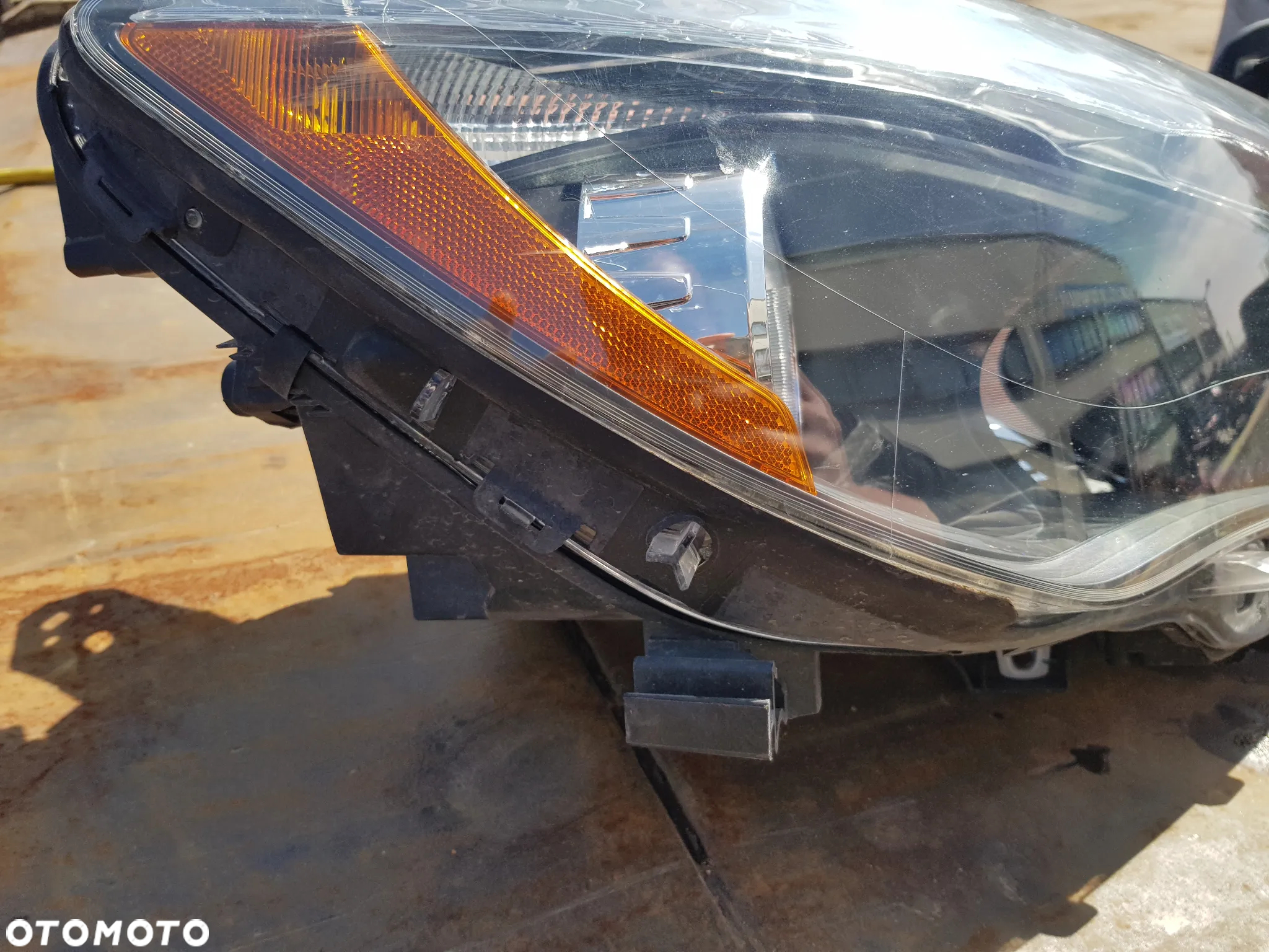Mercedes CLA C117 W117 USA Lampa Przednia Przód Prawa Zwykła A1178200861 - 5
