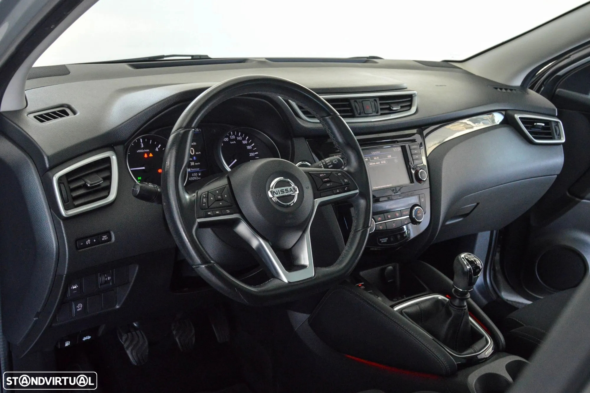 Nissan Qashqai 1.5 dCi N-Connecta J18 - 5