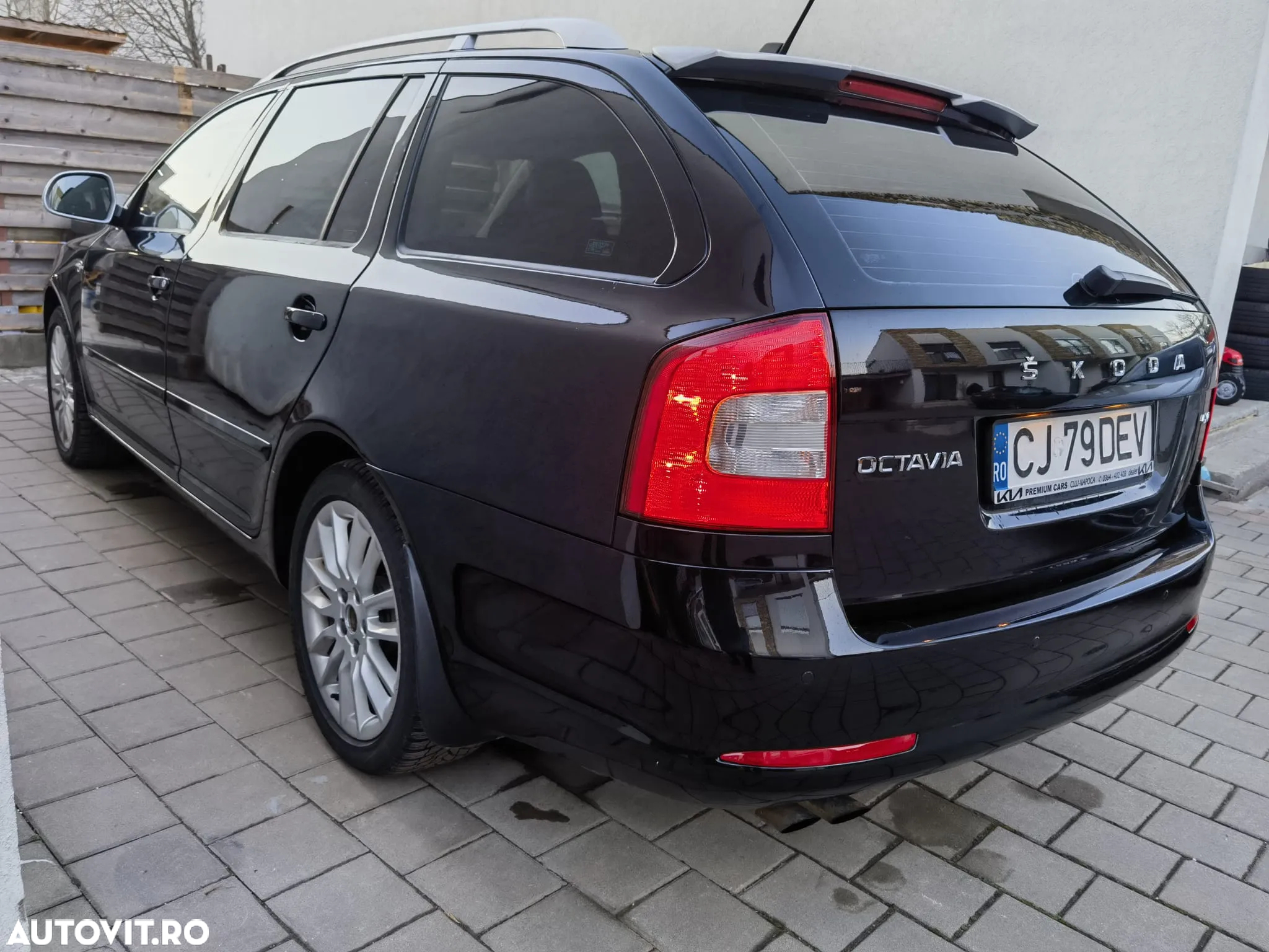 Skoda Octavia Combi 2.0 TDI Laurin Klement 4x4 DSG - 7