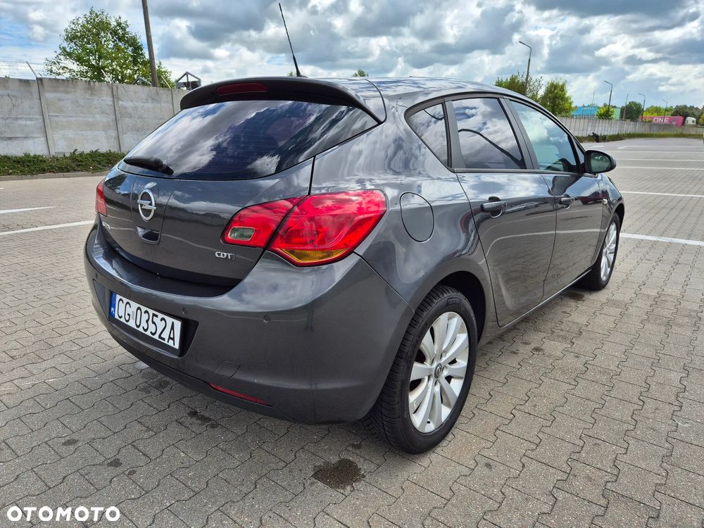 Opel Astra 1.7 CDTI Essentia - 4