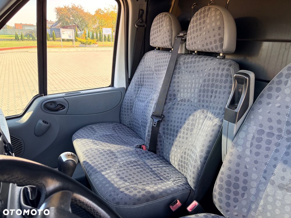 Ford Transit - 19