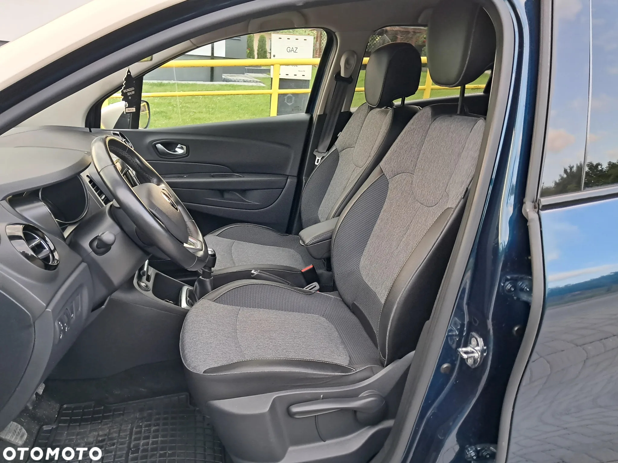 Renault Captur 1.3 TCe Intens - 18