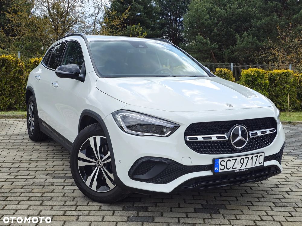 Mercedes-Benz GLA 200 Progressive - 3