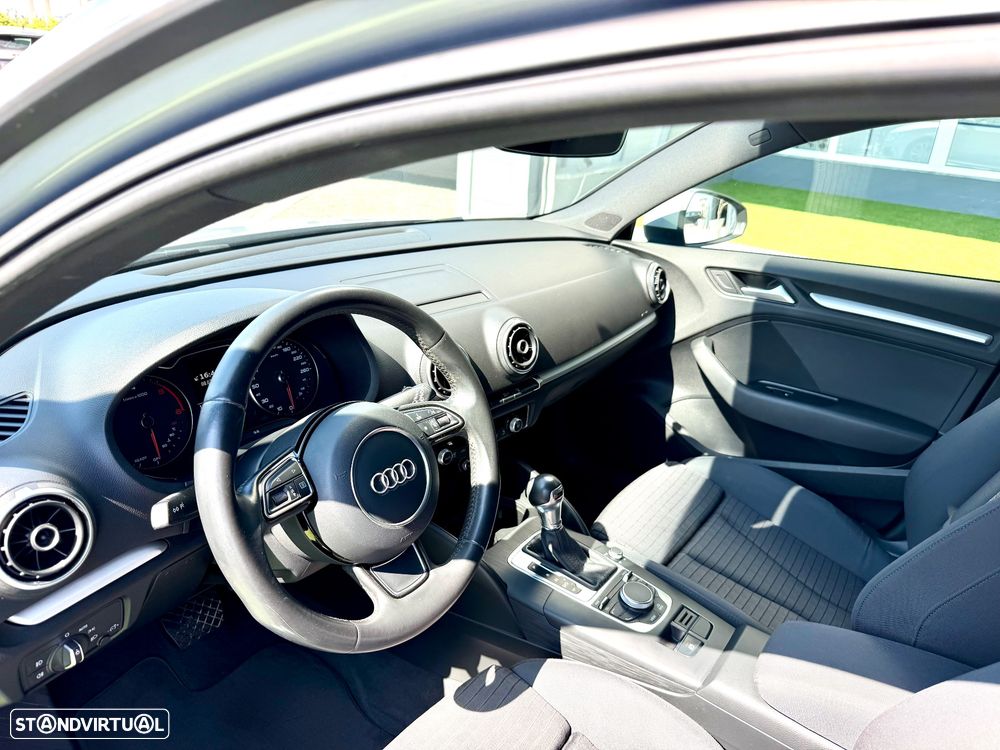 Audi A3 Sportback 1.6 TDI S-line S tronic - 9