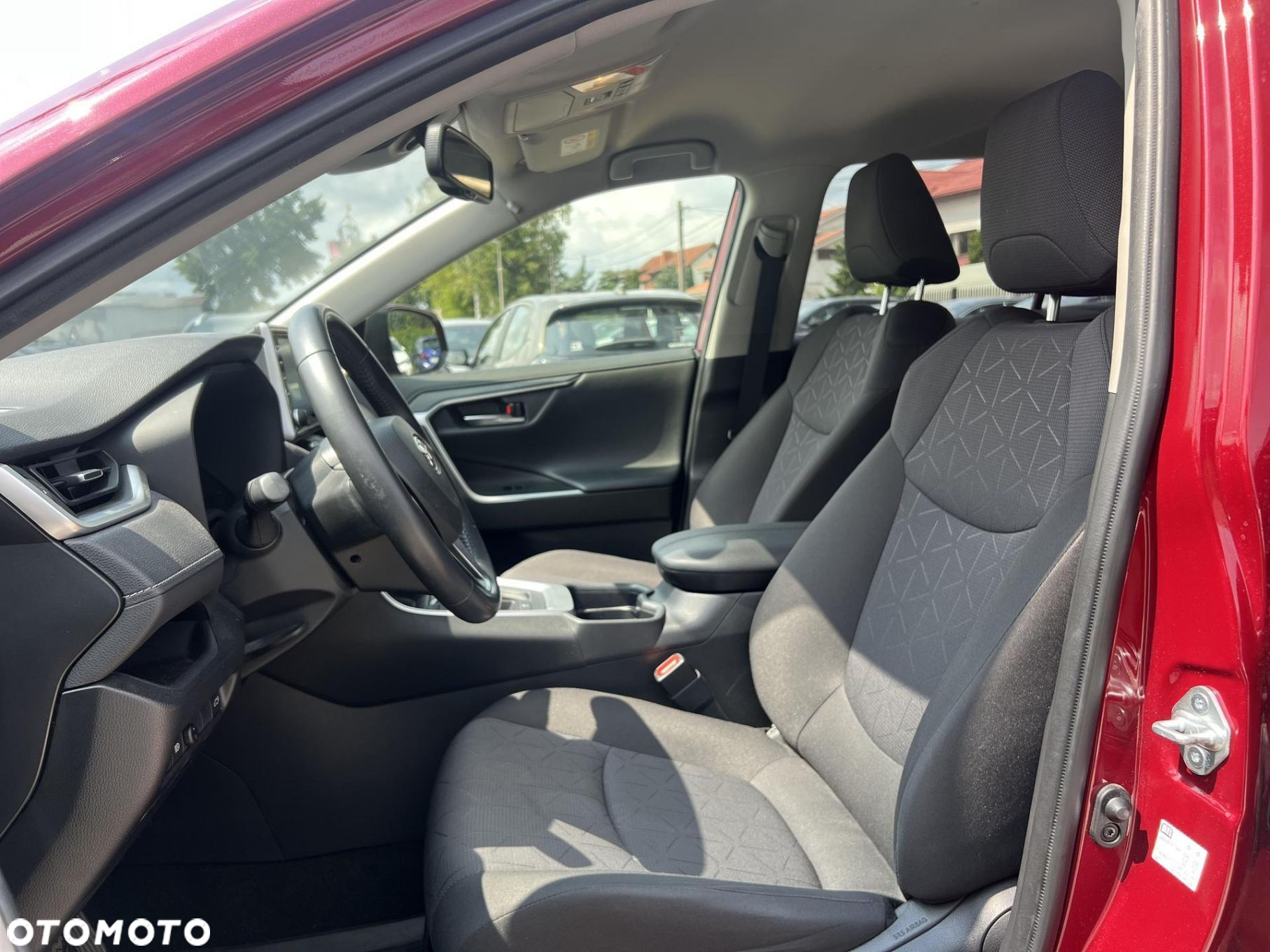 Toyota RAV4 - 9