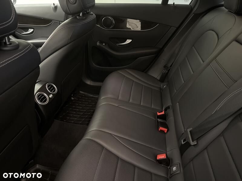 Mercedes-Benz GLC 220 d 4-Matic - 22