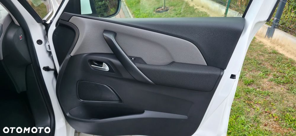 Citroën C4 Grand Picasso BlueHDi 120 Business Class - 23