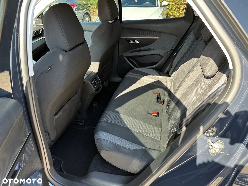 Peugeot 3008 - 22