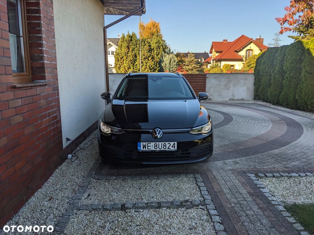 Volkswagen Golf - 8