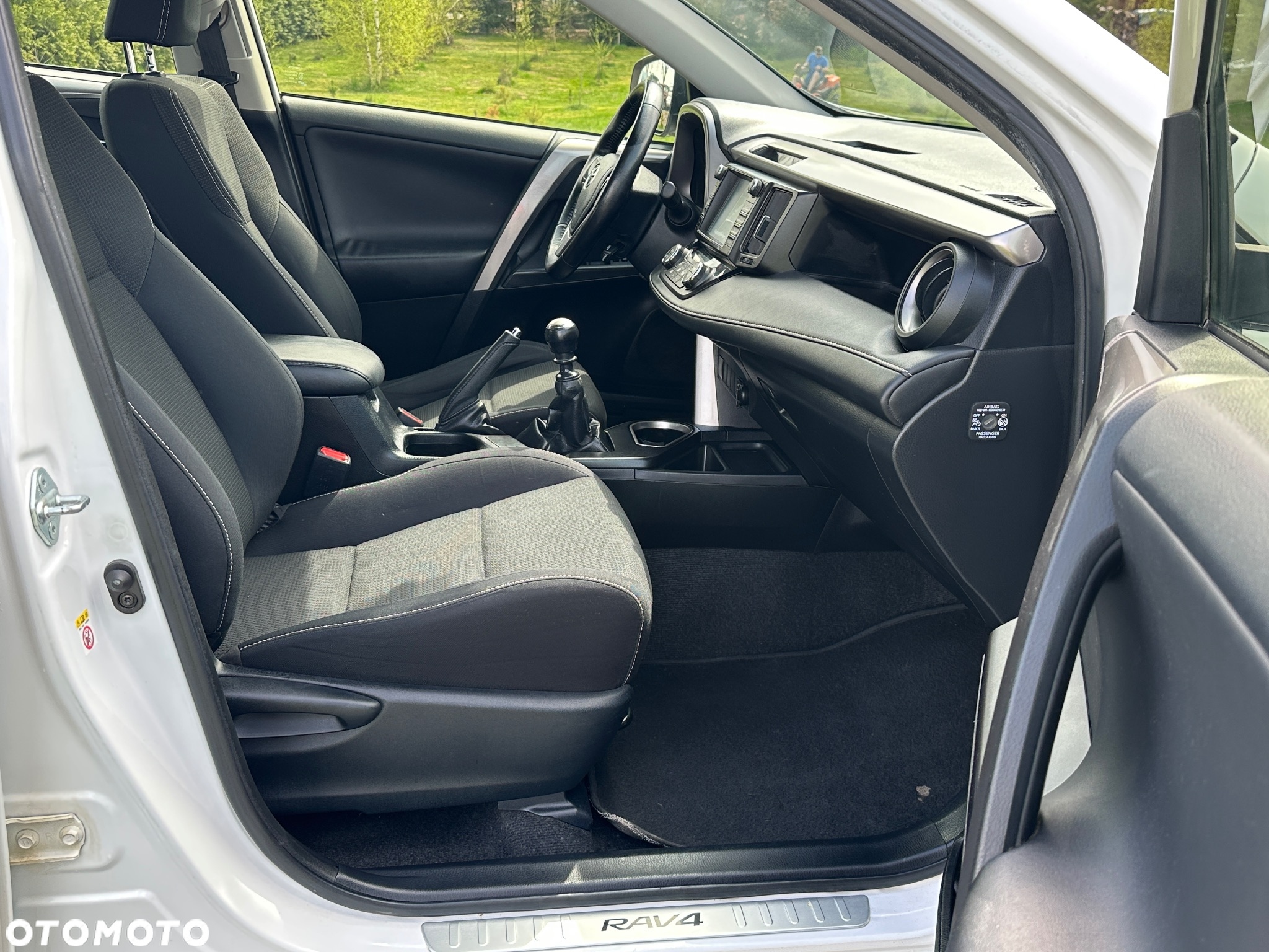 Toyota RAV4 2.0 D-4D Active 4x2 - 5