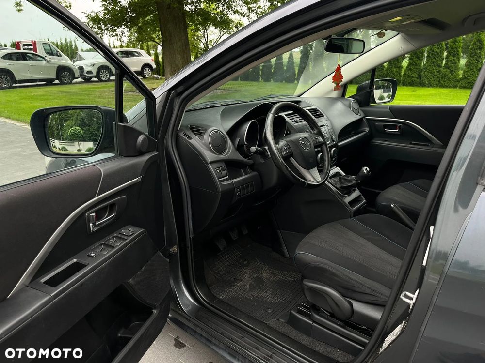 Mazda 5 - 11