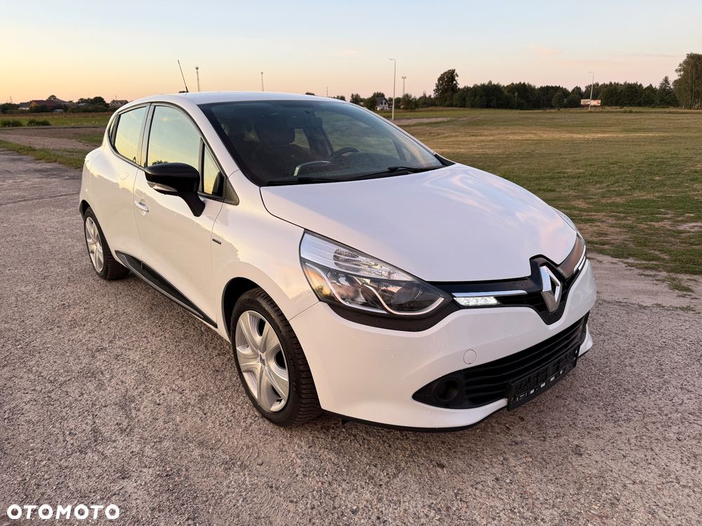Renault Clio 1.2 16V Luxe Privilege - 3