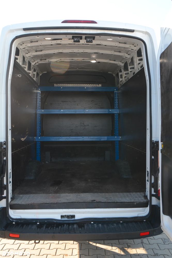 Ford Transit - 13
