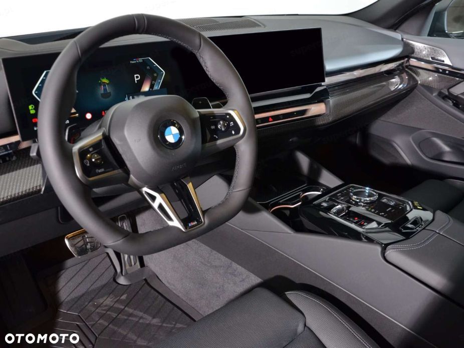 BMW Seria 5 540d xDrive mHEV M Sport - 11