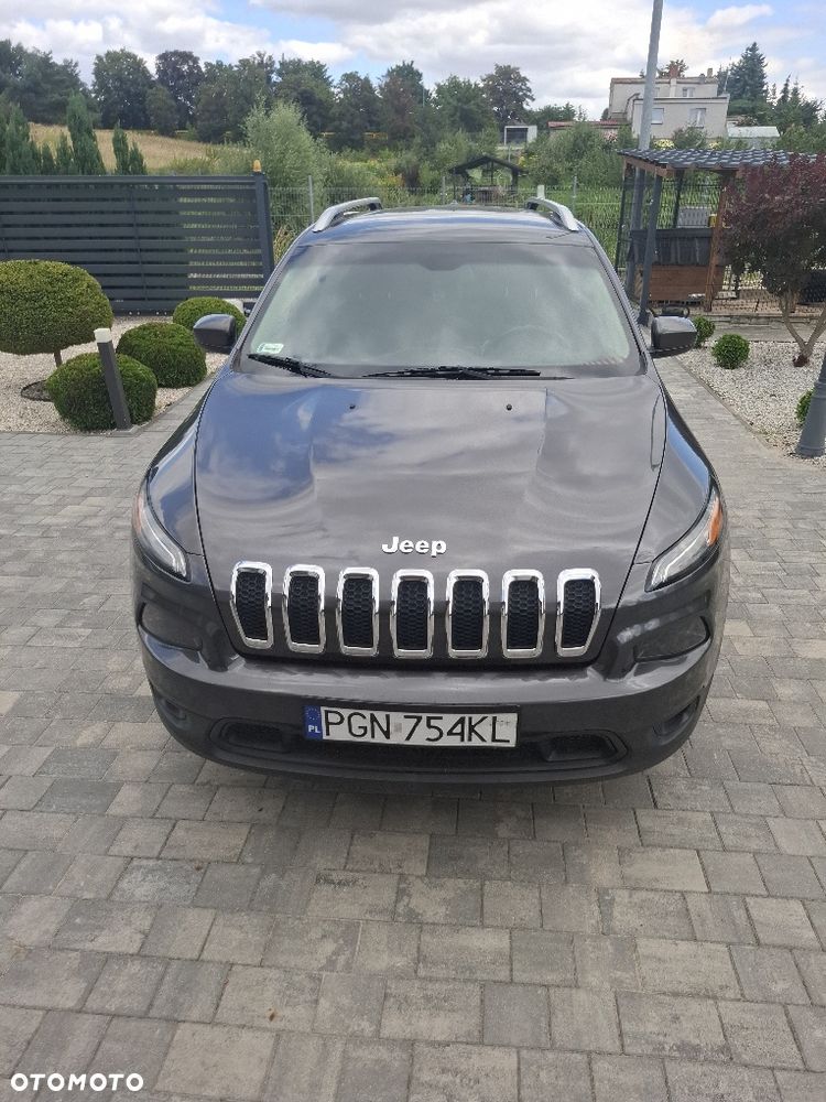 Jeep Cherokee - 1