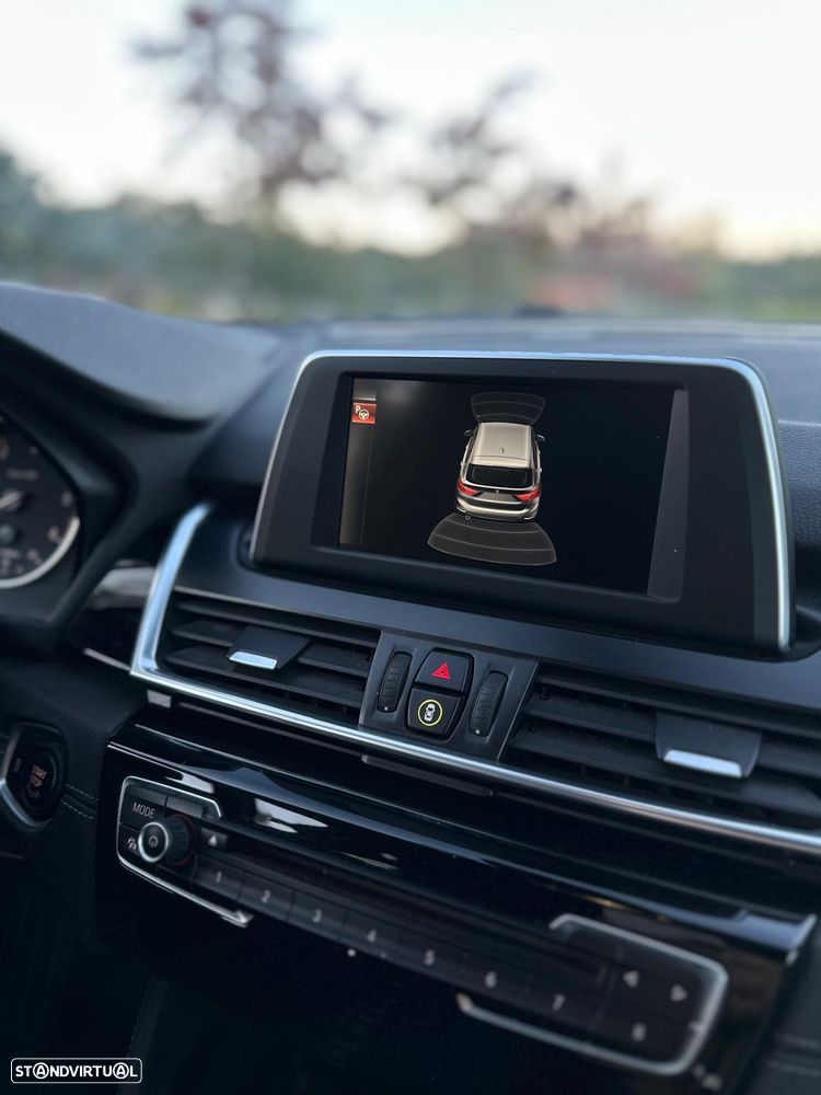 BMW 216 Gran Tourer d 7L Line Sport - 11