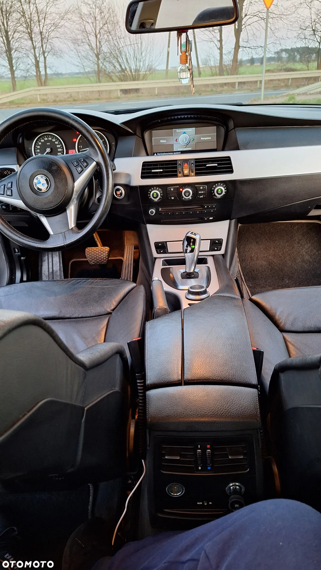 BMW Seria 5 530d Touring - 16