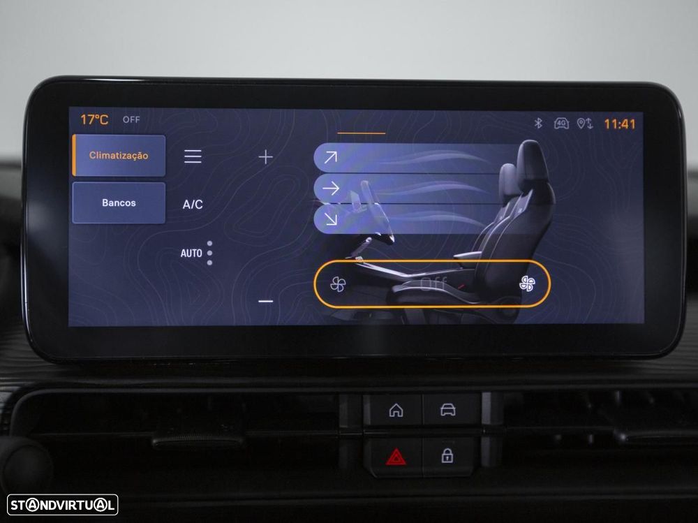 Jeep Avenger 1.2 GSE T3 Turbo-Benzin GDI Altitude - 28