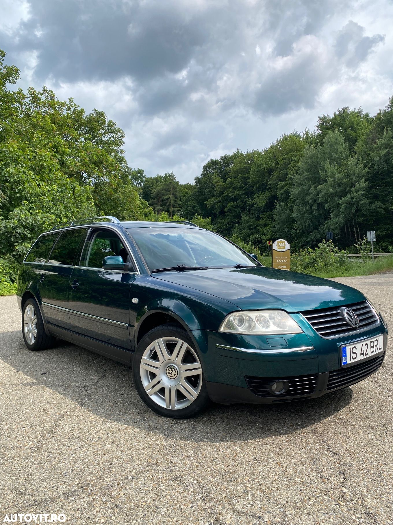 Volkswagen Passat Variant 1.9 TDI Highline - 1