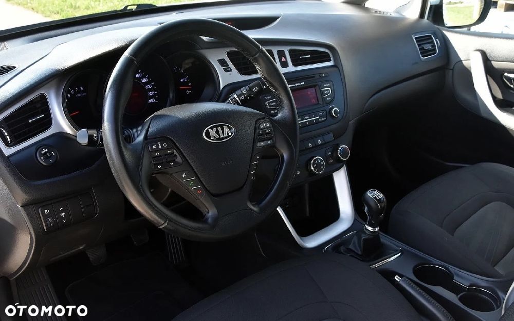 Kia Ceed - 19