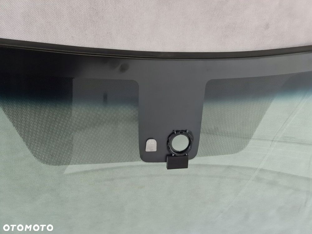 szyba przednia czołowa infiniti qx60 po 2016 roku - 5