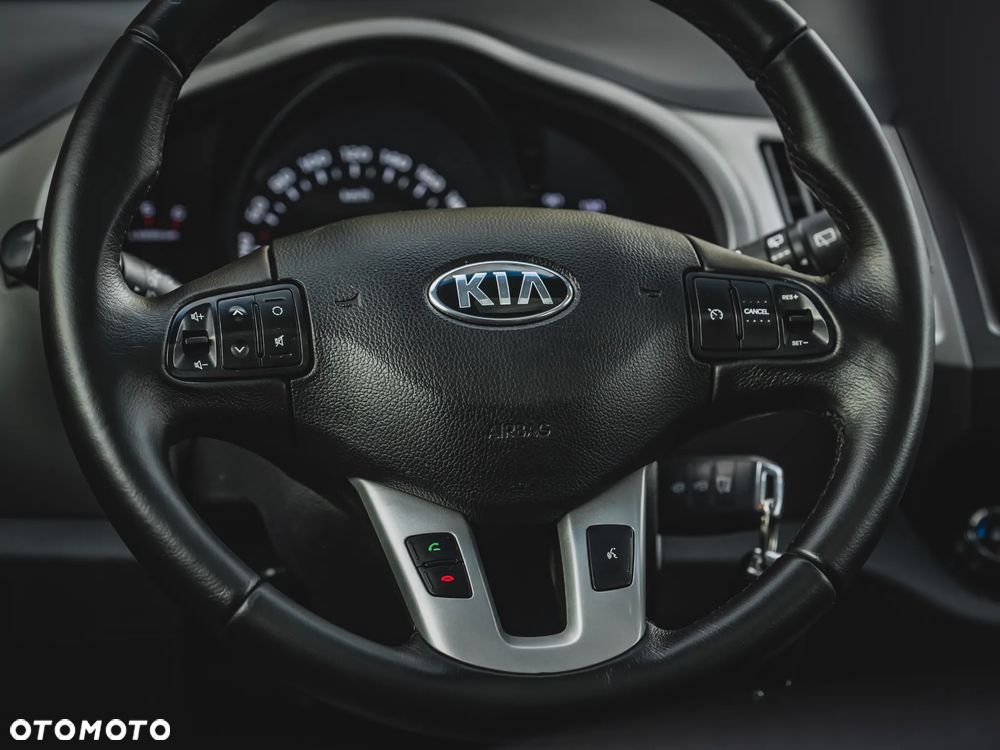 Kia Sportage ver-1-7-crdi-2wd-dream--team-edition - 25