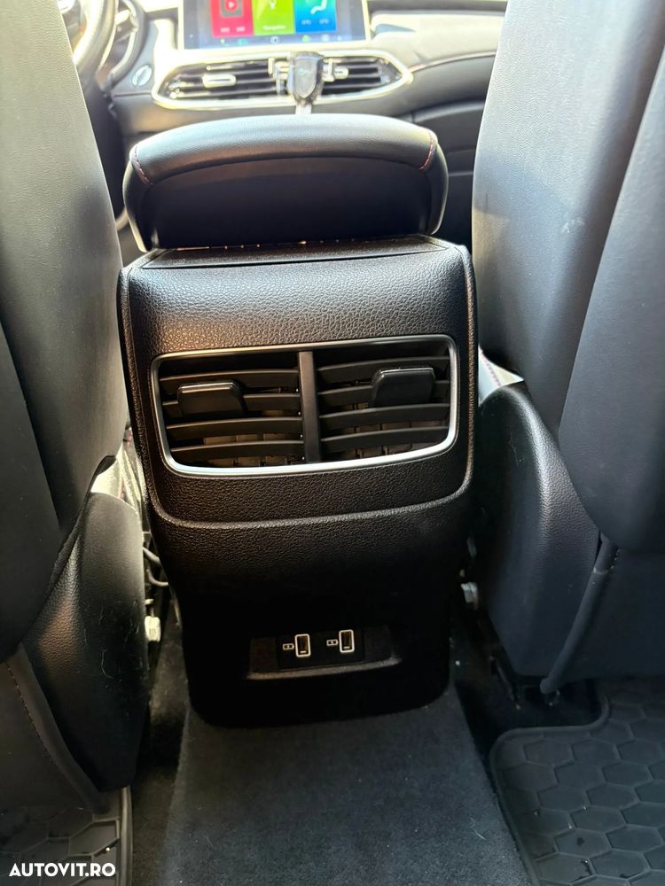 MG EHS 1.5 T-GDi AT PHEV Exclusive - 13