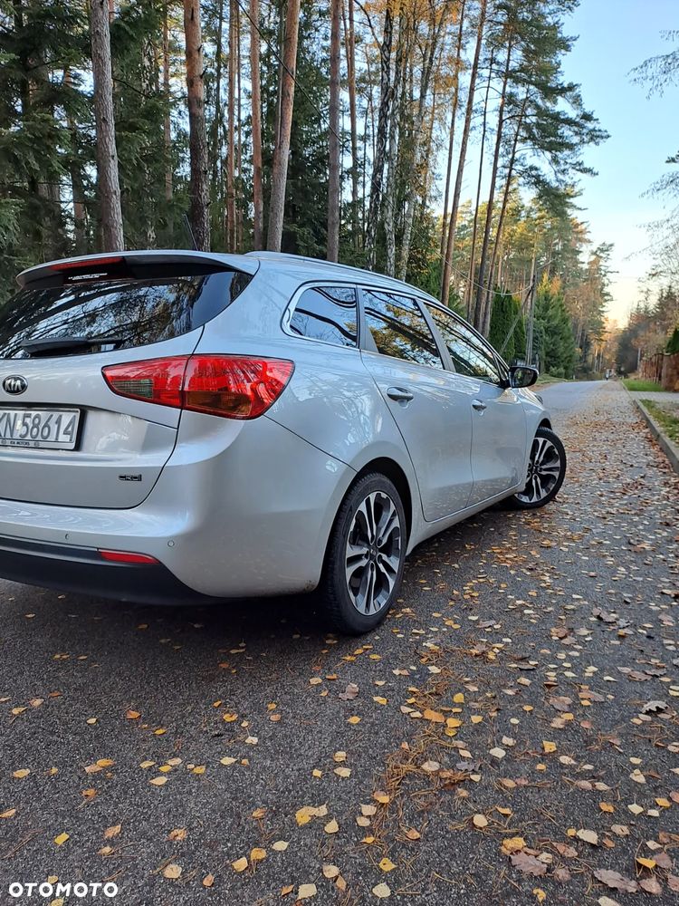 Kia Ceed 1.6 CRDi 128 Platinum Edition - 6