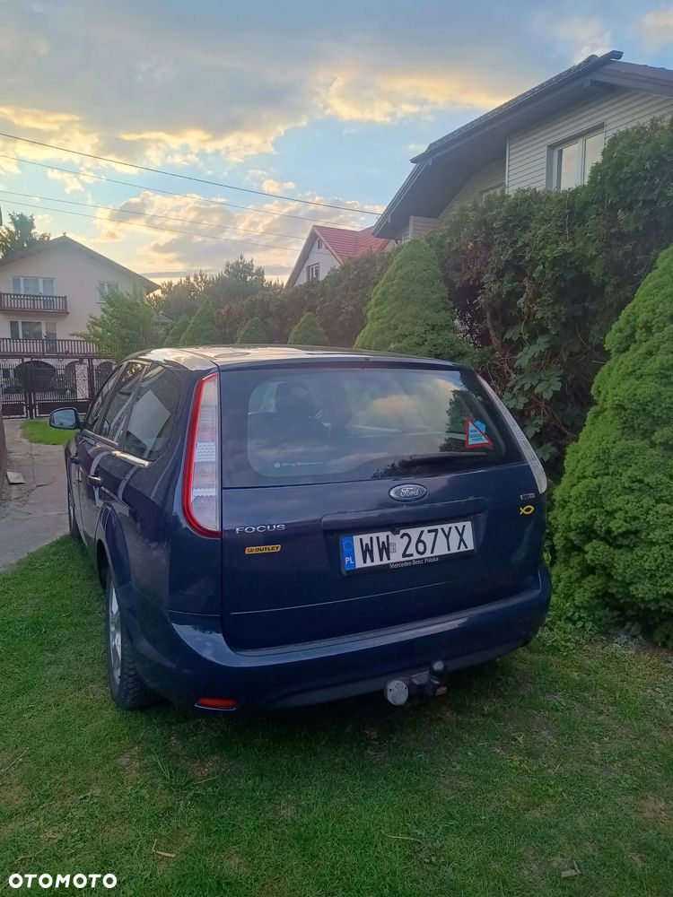 Ford Focus 2.0 TDCi Ghia DPF - 3