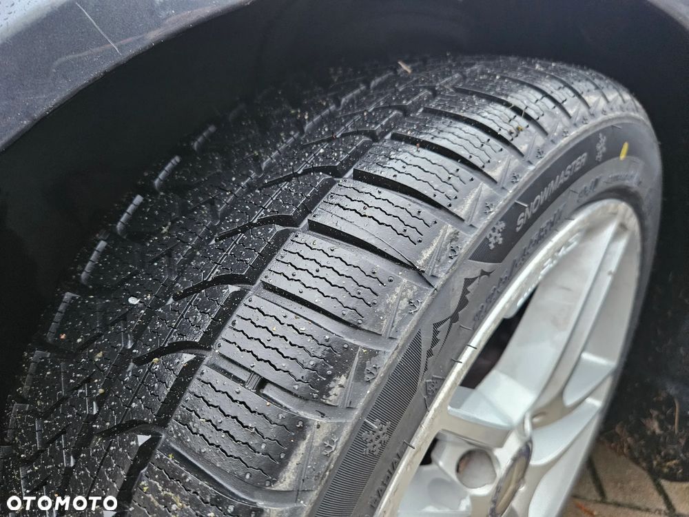 Mercedes-Benz Klasa C 250 (BlueTEC) d 4Matic T 7G-TRONIC AMG Line - 16