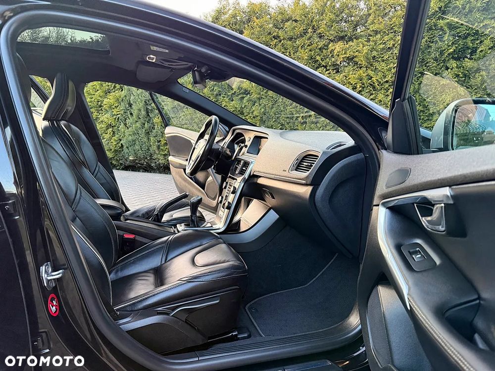 Volvo V40 D2 RDesign - 19